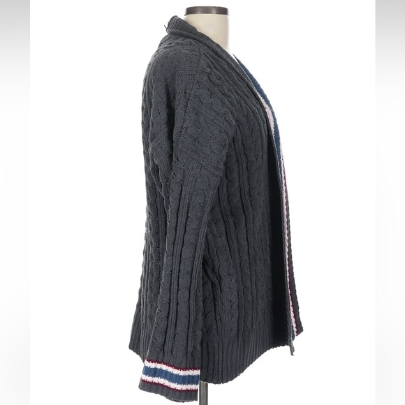 NWOT: POL Navy Striped Detail Chunky Cable Knit Chenille Cardigan Sweater•Large - Picture 3 of 5